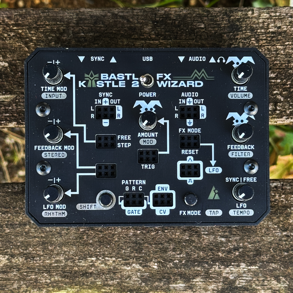 美品! Bastl Instruments KASTLE 2 FX WIZARD BASTL Instruments Kastle 2 FX Wizard - Perfect Circuit