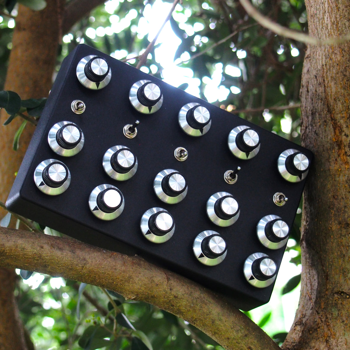 JMT Synth NOSC-10 ドローンシンセ ノイズマシン NOSC10 – beatsville