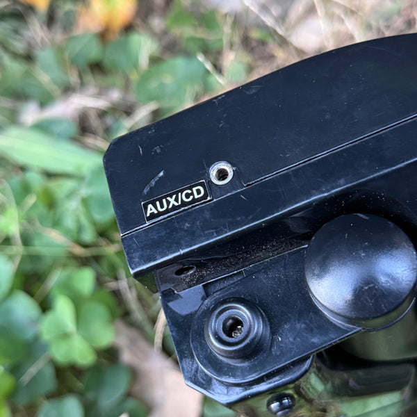 CIRCUIT BENT - MIX ME DJ