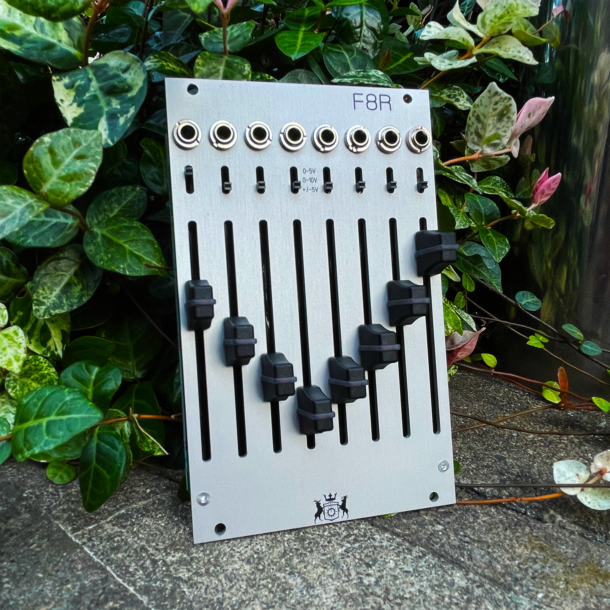 Michigan Synth Works F8R CVフェーダー f8rBlk_4364e041-455d-41ca-924b