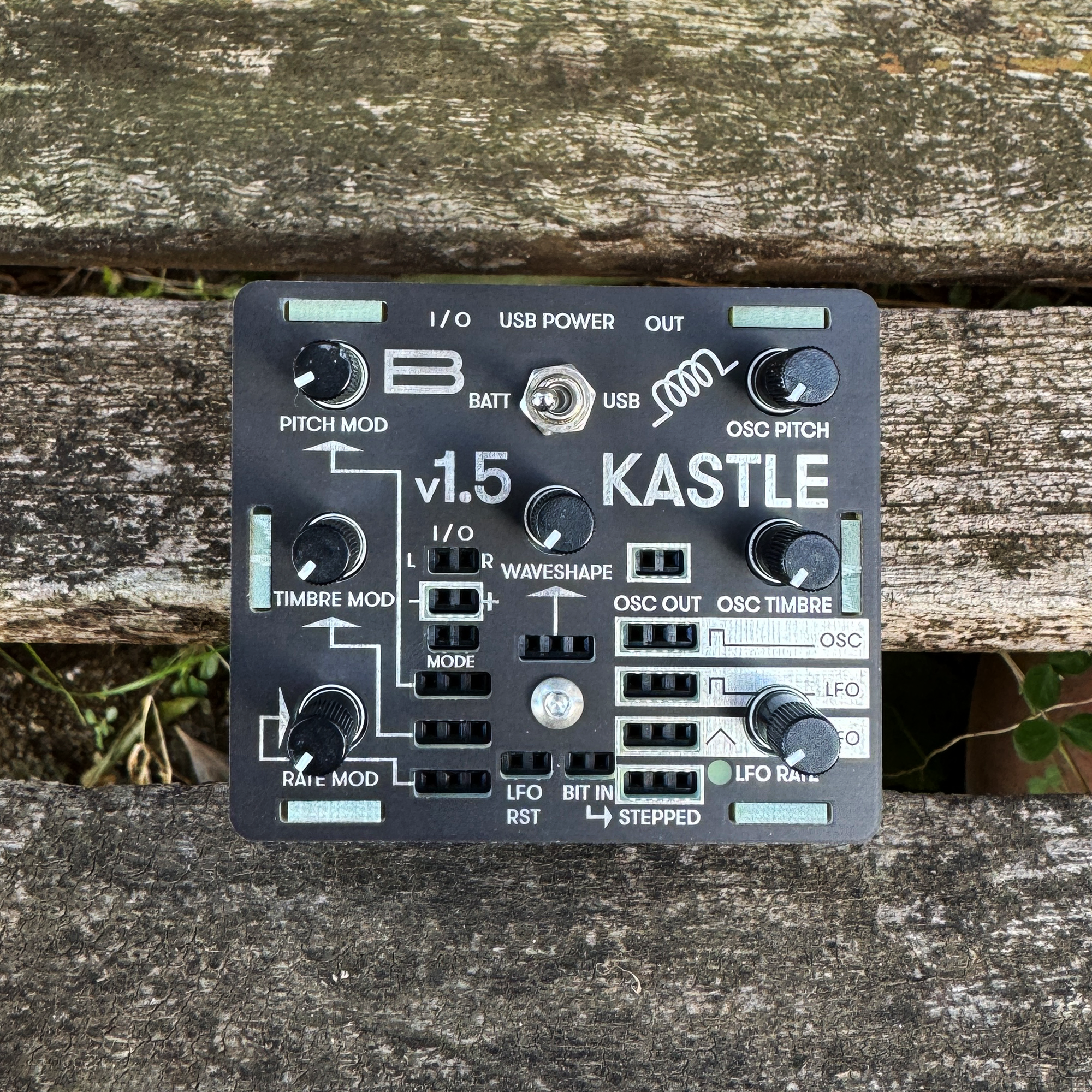 鍵盤楽器 bastl instruments KASTLE v1.5 bastl-instruments-kastle-v1.5-