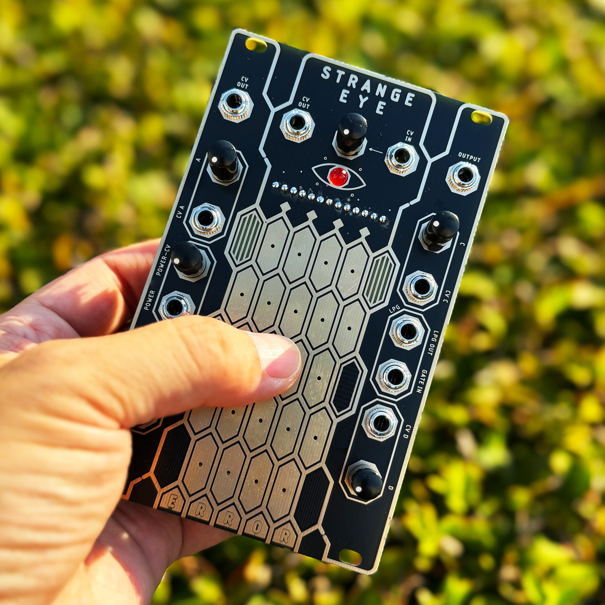 Strange Eye(Eurorack)