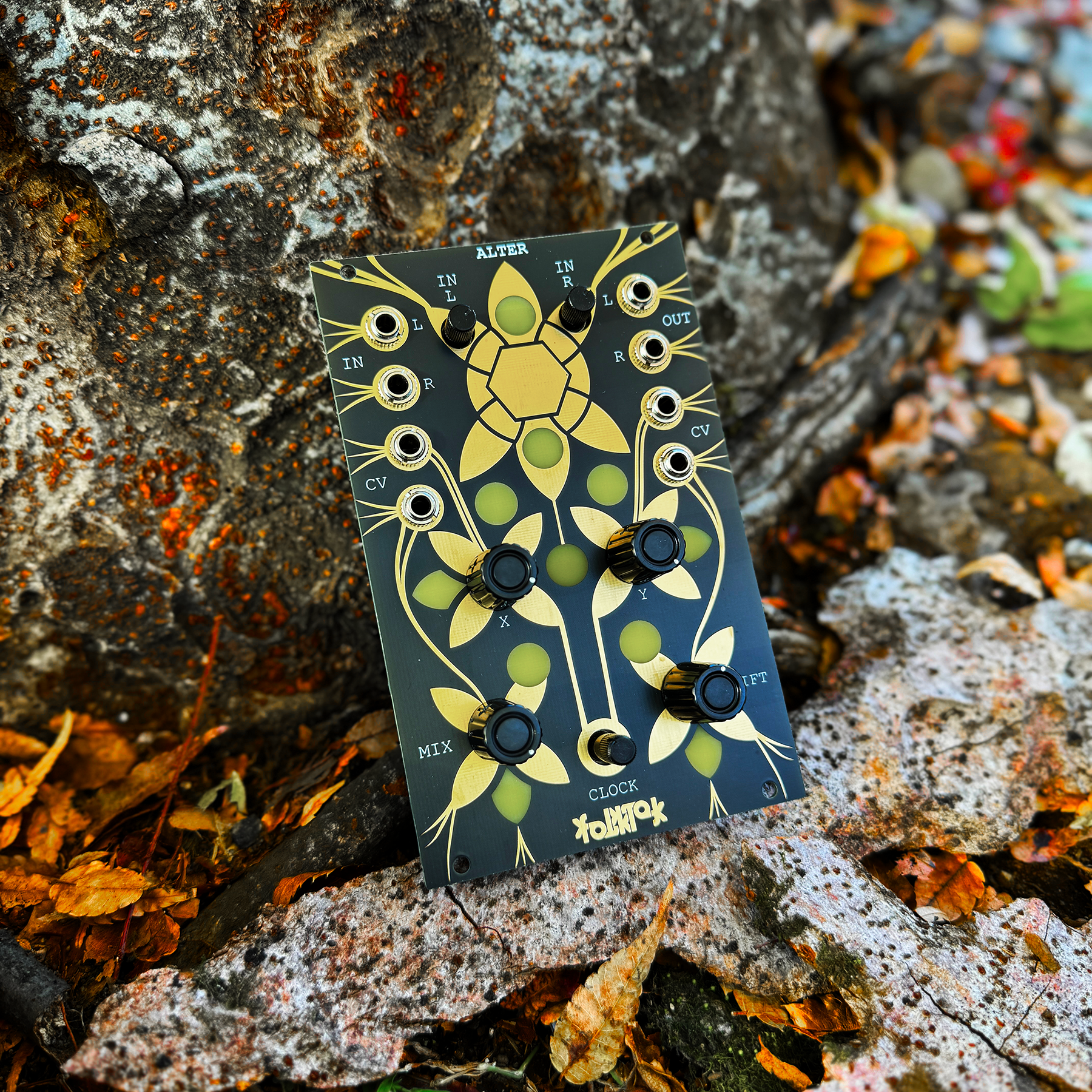 レア！Folktek Alter Y Pedal アーティスティックエフェクター レア！Folktek Alter Y Pedal アーティスティックエフェクター レア