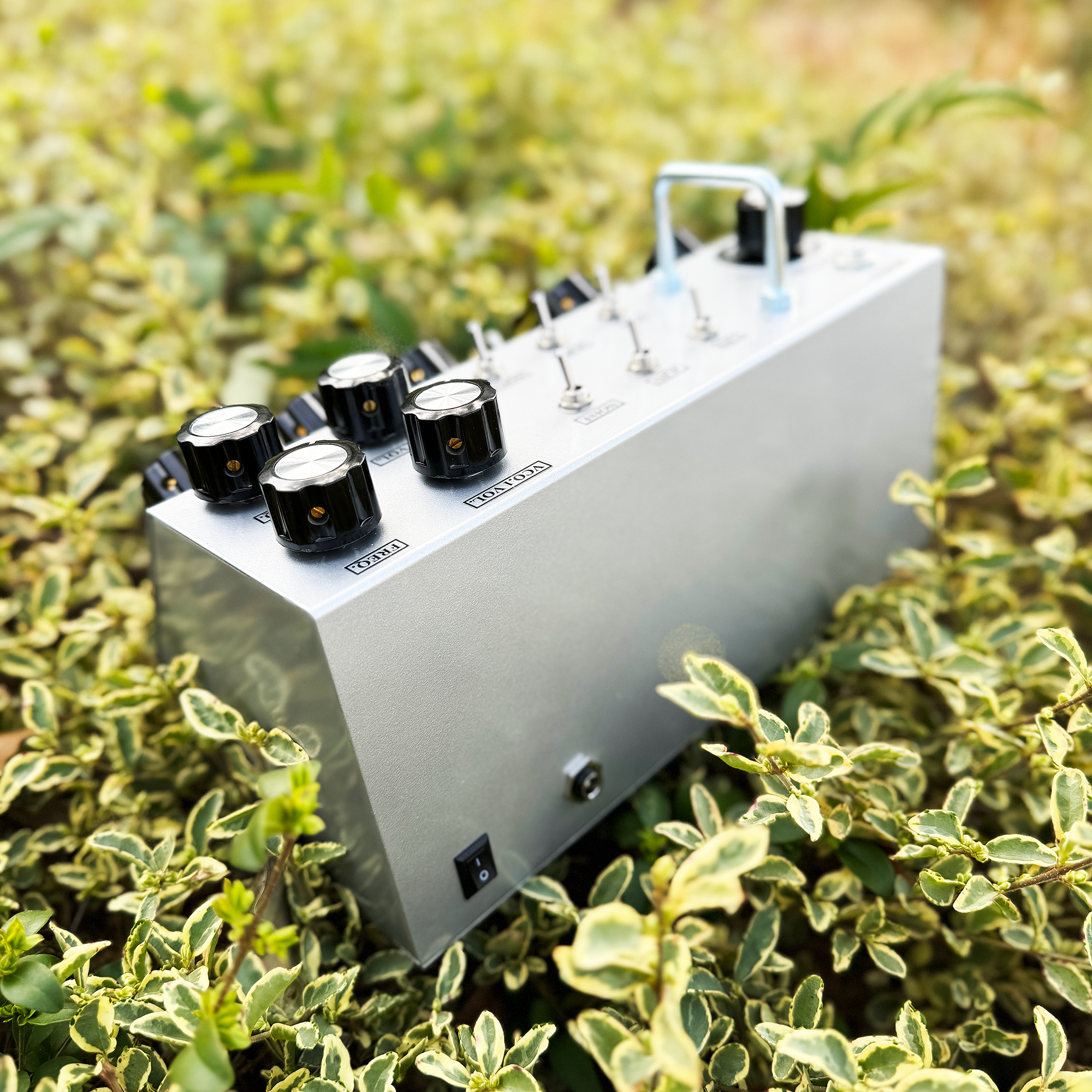 JMT Synth NOSC-10 ドローンシンセ ノイズマシン NOSC10 JMT Synth NOSC-10 ドローンシンセ ノイズマシン NOSC10