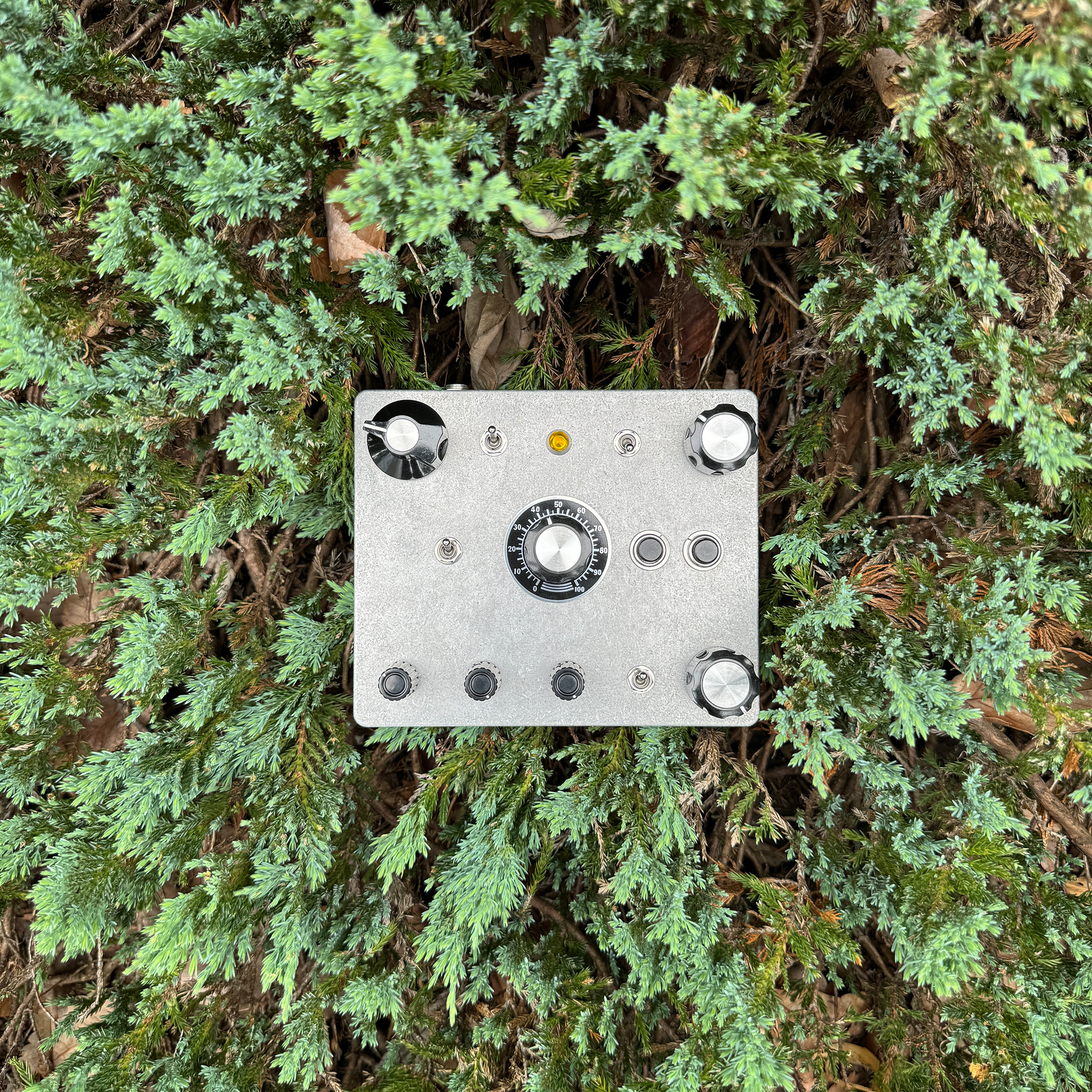 Analogue Synthesizer | noise box| JMT Synth