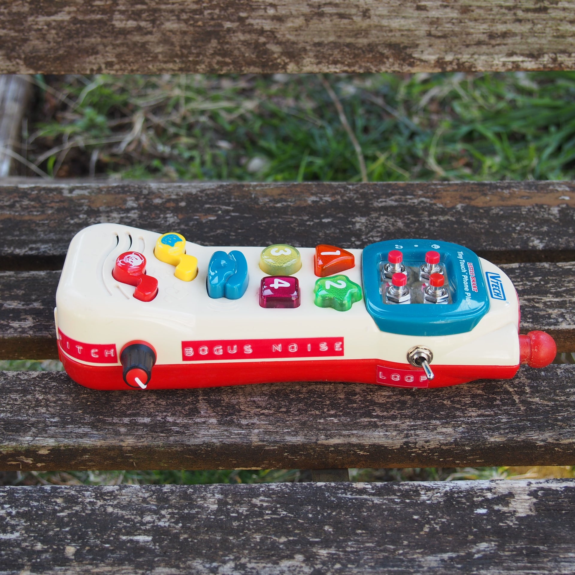 Bogus Noise サーキットベンディング CIRCUIT BENT - Tiny Touch Phone