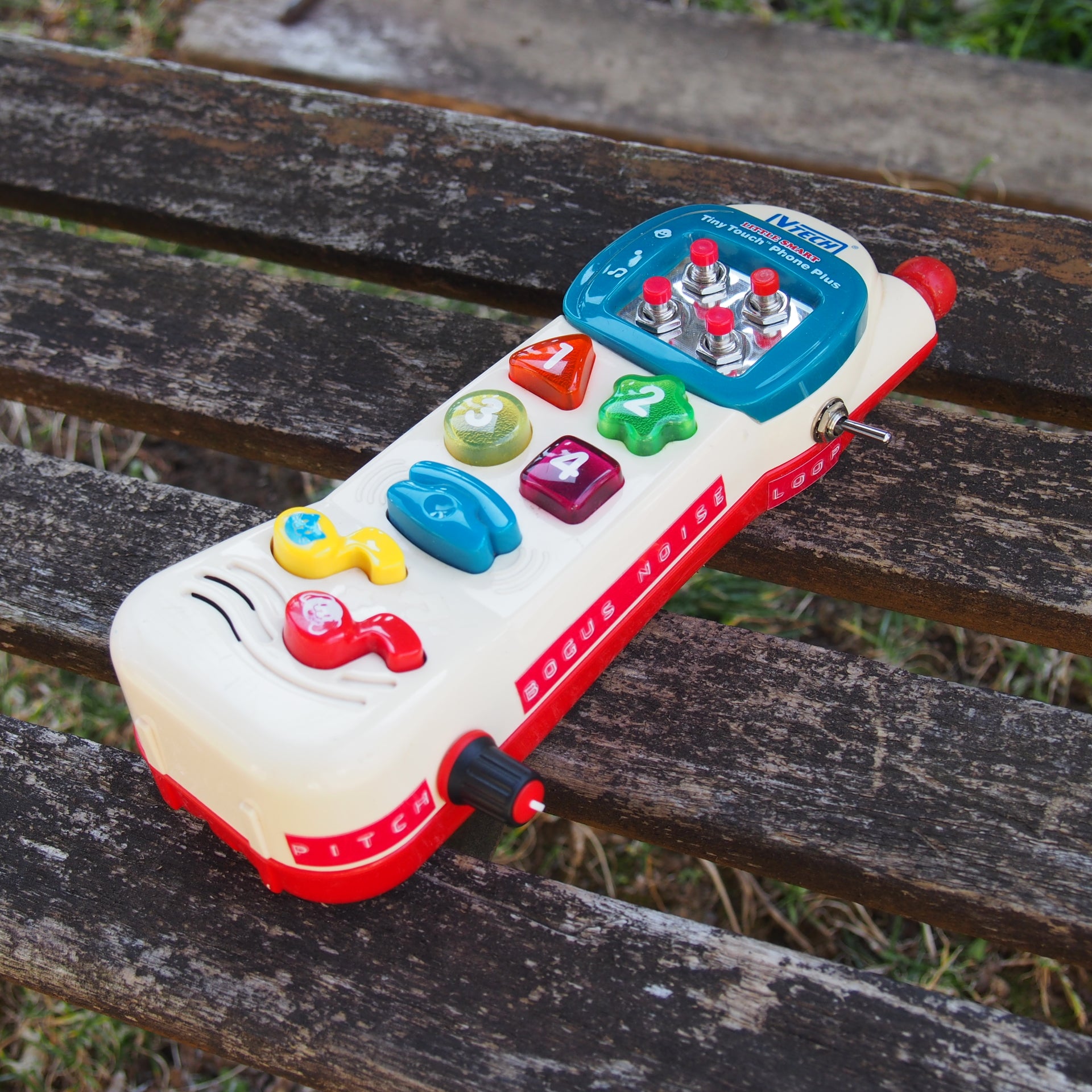 Bogus Noise サーキットベンディング CIRCUIT BENT - Tiny Touch Phone