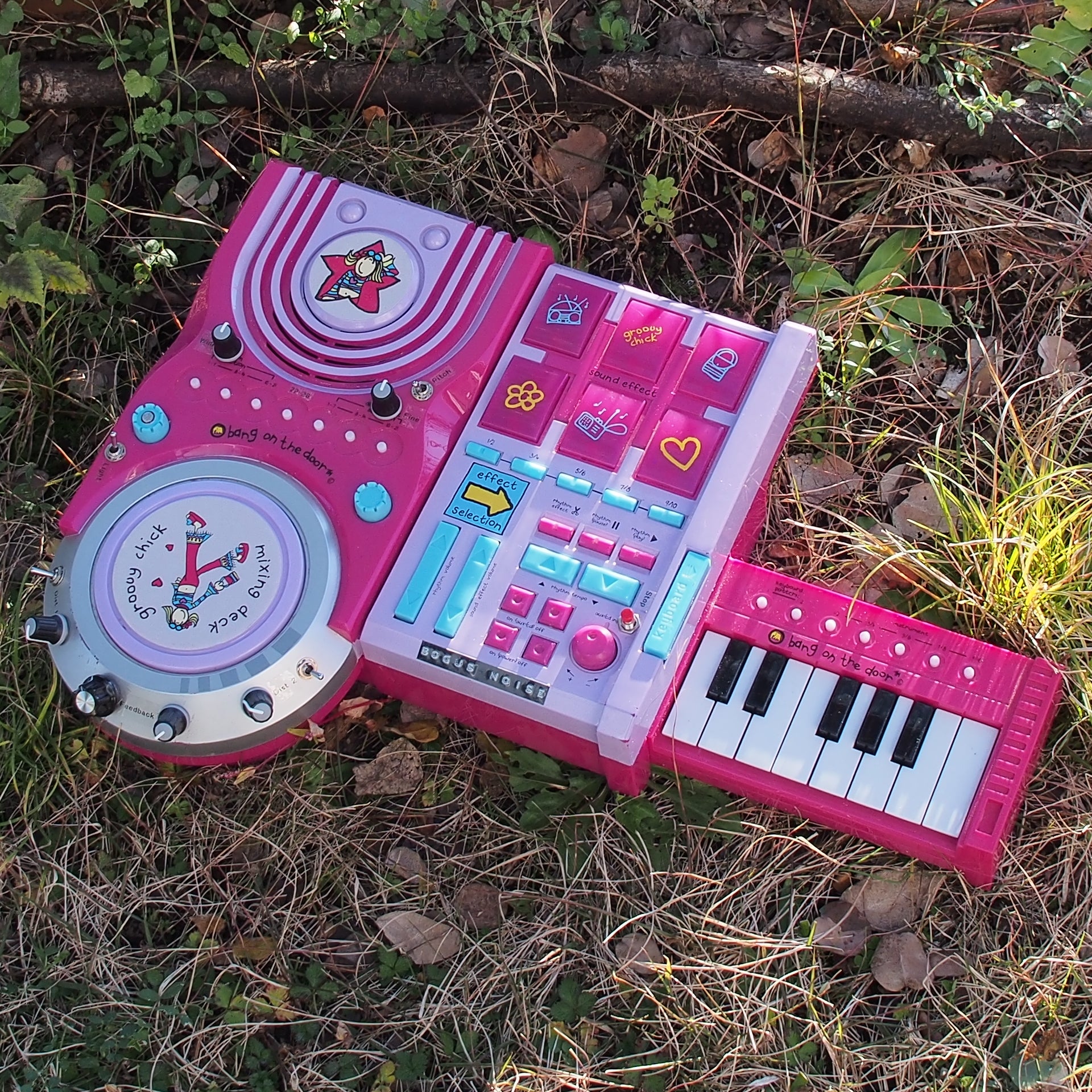 Bogus Noise サーキットベンディング CIRCUIT BENT Groovy Tunes