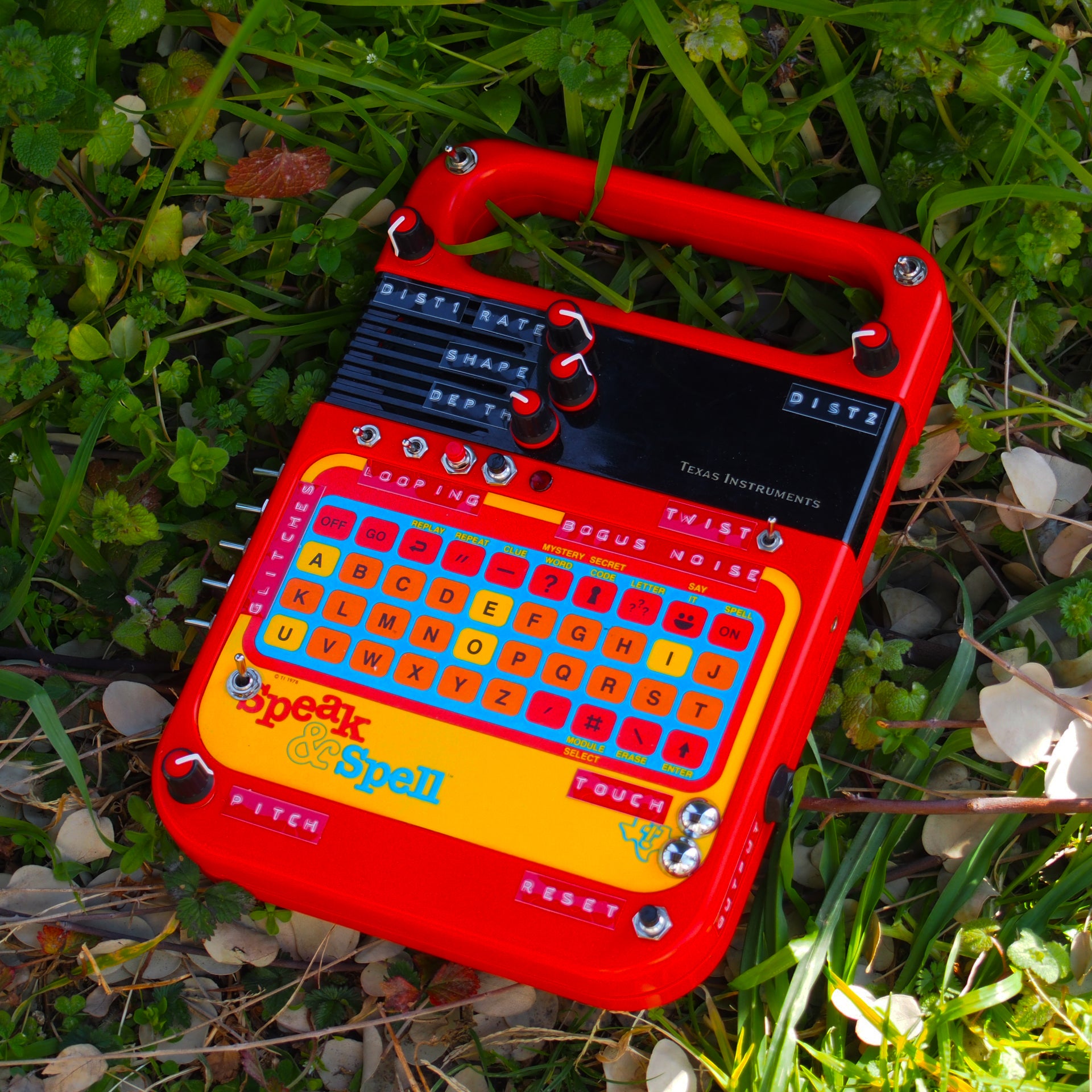 CIRCUIT BENT - Texas Instruments Speak & Spell – beatsville