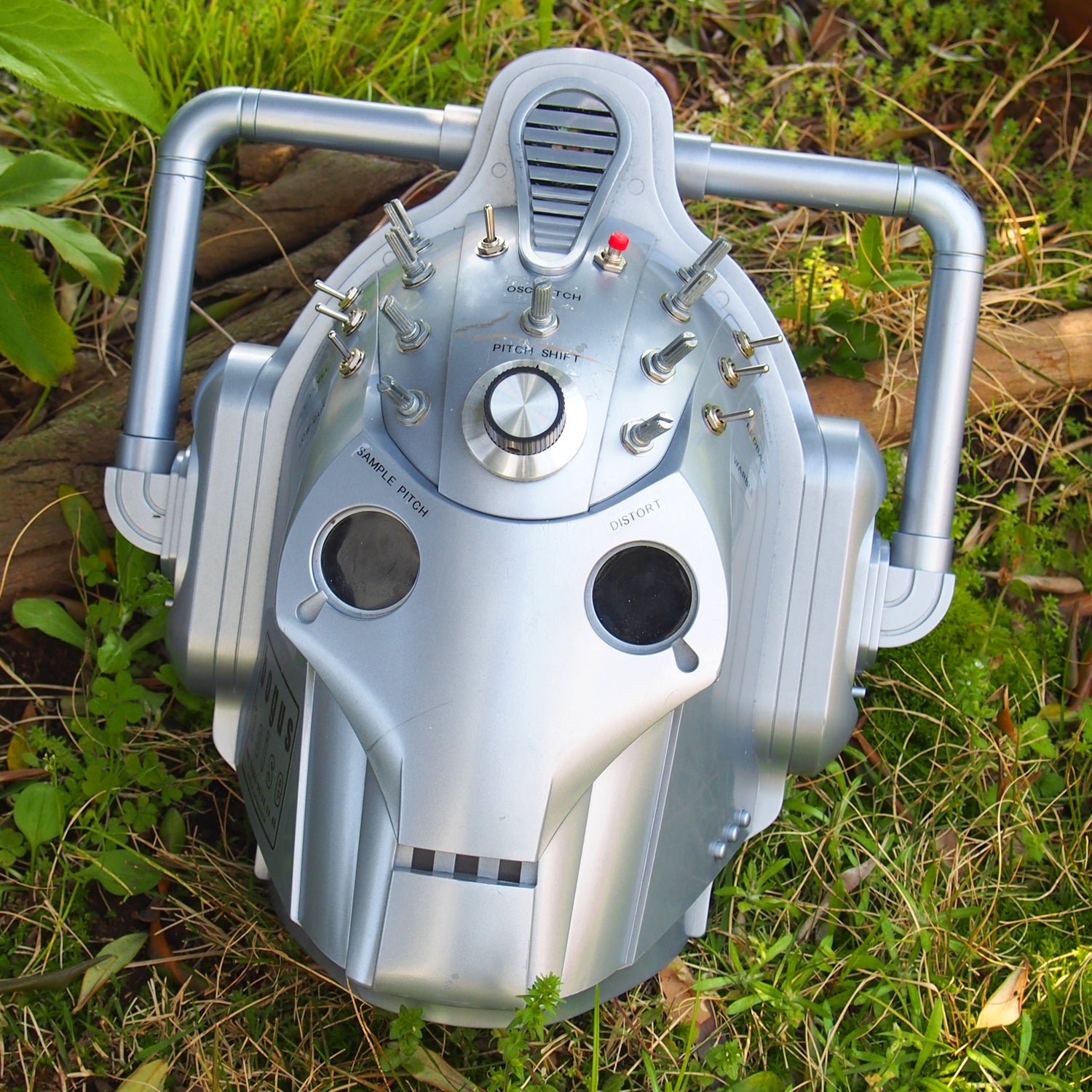 Bogus Noise サーキットベンディング CIRCUIT BENT Cyberman Helmet