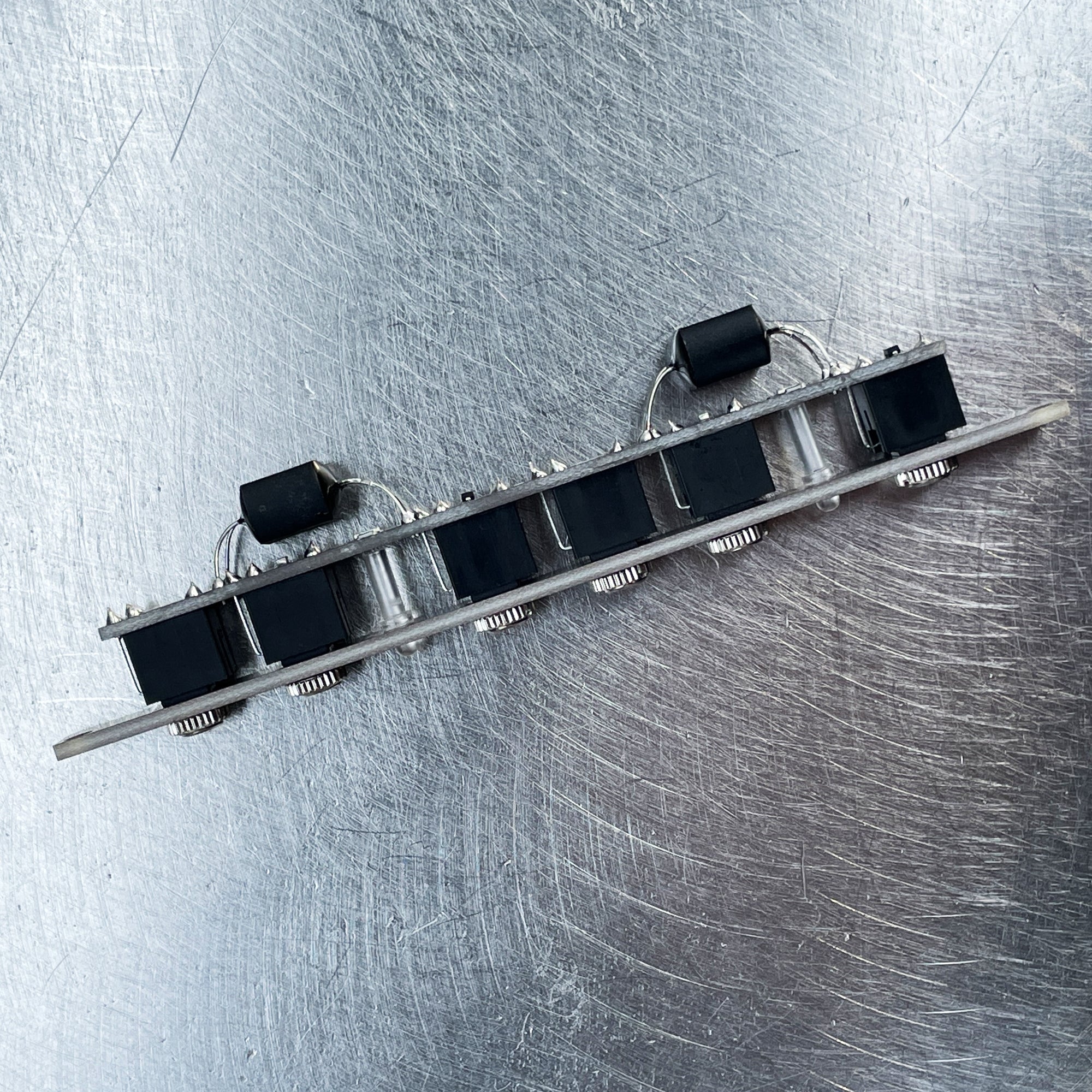 Nonlinearcircuits DUAL LPG デュアルローパスゲート Dual Low Pass Gate — Nonlinearcircuits